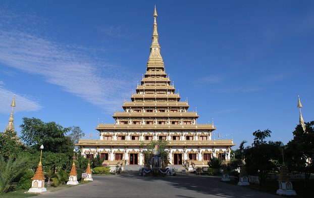 © Mister Flaggy / Switzerland. Aufnahme: 07.12.2005, pc074174, Pagode im Wat Nong Waeng